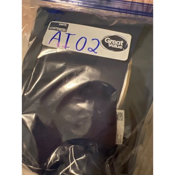 Hugo Boss Fine Check Dress Pants Wool Blend Tailored Fit Blue Mens Waist 39 NWOT - Picture 9 of 9